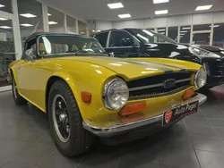 Gelb Gebraucht 1973 Triumph TR6 Cabrio | 30.000 €