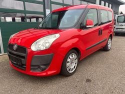 Rot Gebraucht 2010 Fiat Doblò Dynamic Van / Kleinbus | 5.900 € (Etwas zu teuer)