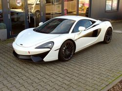 Weiß Gebraucht 2019 McLaren 540C Coupé | 152.540 €