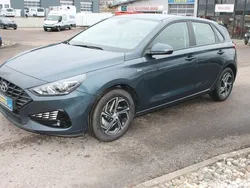 Blau Gebraucht 2022 Hyundai i30 Select Limousine | 17.890 € (Fairer Preis)