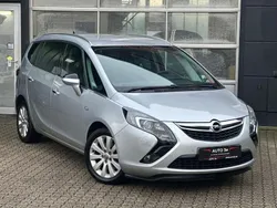 Silber Gebraucht 2012 Opel Zafira Tourer Innovation Van / Kleinbus | 9.790 € (Fairer Preis)