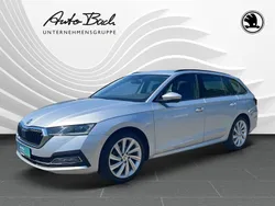 Brilliantsilber metallic Gebraucht 2020 Skoda Octavia First Edition Kombi | 24.980 € (Teuer)
