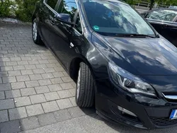 Schwarz Gebraucht 2014 Opel Astra Energy Limousine | 8.990 € (Fairer Preis)