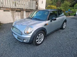 Grau Gebraucht 2006 Mini Cooper Kleinwagen | 2.750 €