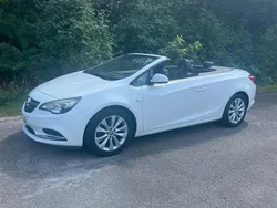 Weiß Gebraucht 2015 Opel Cascada Innovation Cabrio | 10.500 € (Guter Preis)