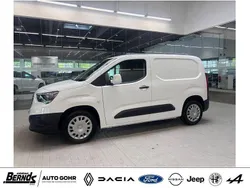 Weiß Gebraucht 2020 Opel Combo Edition Van / Kleinbus | 12.880 € (Fairer Preis)