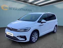 Weiß Gebraucht 2025 VW Touran Van / Kleinbus | 35.649 € (Etwas zu teuer)