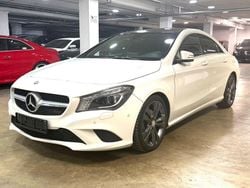 Weiß Gebraucht 2015 Mercedes CLA220 Limousine | 17.999 € (Fairer Preis)