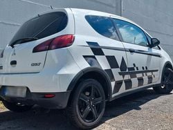 Weiß Gebraucht 2011 Mitsubishi Colt Kleinwagen | 3.299 € (Teuer)