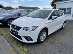 Weiß Gebraucht 2021 Seat Ibiza Style Limousine | 13.950 € (Guter Preis)