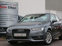 Grau Gebraucht 2016 Audi A3 Attraction Limousine | 12.890 € (Fairer Preis)