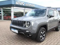 Grau Gebraucht 2022 Jeep Renegade Trailhawk SUV | 22.500 € (Fairer Preis)