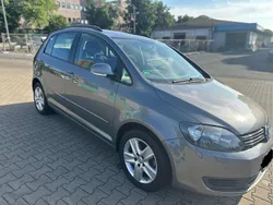 Grau Gebraucht 2009 VW Golf Plus Comfortline Van / Kleinbus | 9.200 € (Etwas zu teuer)