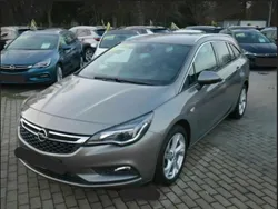 Grau Gebraucht 2017 Opel Astra Dynamic Kombi | 10.899 € (Guter Preis)