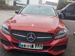 Rot Gebraucht 2016 Mercedes C220 Limousine | 14.900 € (Fairer Preis)
