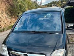 Schwarz Gebraucht 2006 Opel Meriva Van / Kleinbus | 2.200 € (Fairer Preis)