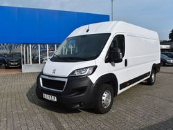 Weiß Gebraucht 2022 Peugeot Boxer Premium Van | 31.000 €