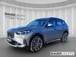 Grau Neu 2025 BMW X1 xLine SUV | 56.930 € (Fairer Preis)