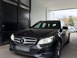 Schwarz Gebraucht 2015 Mercedes E200 Kombi | 9.999 € (Superpreis)