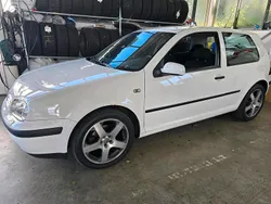 Weiß Gebraucht 2000 VW Golf IV Kleinwagen | 2.000 € (Fairer Preis)