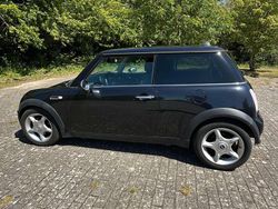 Schwarz Gebraucht 2005 Mini Cooper Kleinwagen | 3.200 € (Guter Preis)