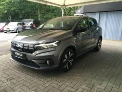 Grau Gebraucht 2024 Dacia Sandero Journey Kleinwagen | 17.980 € (Guter Preis)