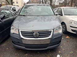 Mountain grey metallic Gebraucht 2009 VW Touran Conceptline Van / Kleinbus | 1.300 € (Superpreis)