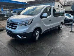 Highland grey Neu 2024 Renault Trafic Life Van | 39.500 € (Fairer Preis)