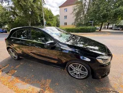 Schwarz Gebraucht 2017 Mercedes A180 AMG line Limousine | 20.500 € (Etwas zu teuer)