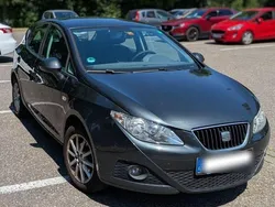 Grau Gebraucht 2011 Seat Ibiza ST Style Kombi | 3.200 € (Guter Preis)
