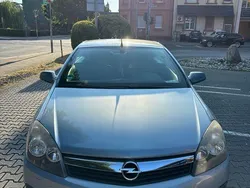 Blau Gebraucht 2006 Opel Astra Cabriolet Cabrio | 1.299 € (Guter Preis)
