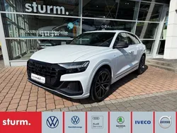 Gletscherweiß metallic Gebraucht 2022 Audi Q8 Competition SUV | 69.890 € (Fairer Preis)
