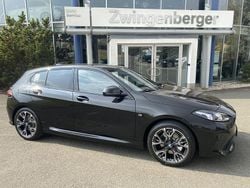 Black sapphire metallic Gebraucht 2025 BMW 120 M Sport Kleinwagen | 39.998 € (Fairer Preis)