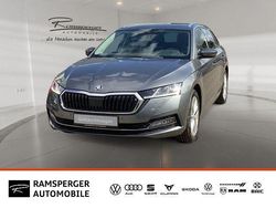 Grau (graphitegrau metallic) Gebraucht 2022 Skoda Octavia Style Kombi | 23.890 € (Fairer Preis)