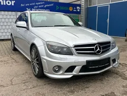 Silber Gebraucht 2009 Mercedes C63 AMG AMG Limousine | 27.700 €