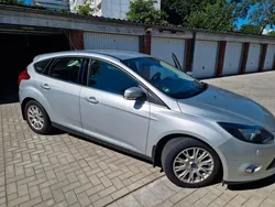 Grau Gebraucht 2013 Ford Focus Trend Limousine | 7.999 € (Fairer Preis)