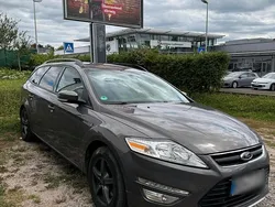 Braun Gebraucht 2011 Ford Focus Kombi | 9.200 € (Teuer)