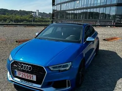 Blau Gebraucht 2017 Audi RS3 Sport Kleinwagen | 38.888 €