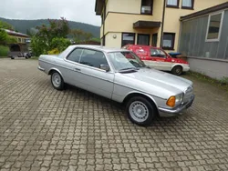 Silber Gebraucht 1983 Mercedes 230 Coupé | 16.500 €