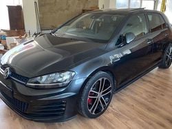 Andere farben Gebraucht 2016 VW Golf VII Sportline Limousine | 18.900 € (Fairer Preis)