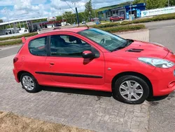 Rot Gebraucht 2009 Peugeot 206+ Kleinwagen | 2.900 € (Fairer Preis)
