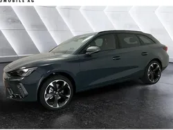 Blau Neu 2025 Cupra Leon Kombi | 33.250 € (Guter Preis)