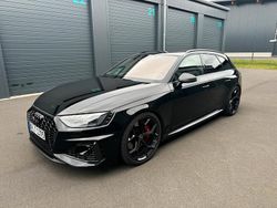 Schwarz Gebraucht 2024 Audi RS4 Competition Kombi | 67.500 € (Fairer Preis)