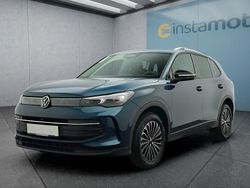 Blau Gebraucht 2024 VW Tiguan SUV | 43.849 € (Fairer Preis)