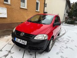 Rot Gebraucht 2008 VW Fox Kleinwagen | 1.599 € (Fairer Preis)