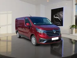 Rot Gebraucht 2023 Renault Trafic Komfort Van | 39.500 € (Etwas zu teuer)