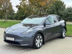 Grau Gebraucht 2022 Tesla Model Y Long Range AWD SUV | 34.950 € (Fairer Preis)