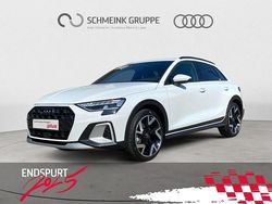 Gletscherweiß metallic Gebraucht 2024 Audi A3 Ambiente Limousine | 41.480 €