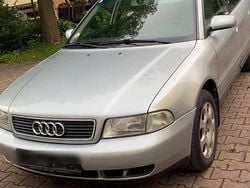 Silber Gebraucht 1997 Audi A4 Kleinwagen | 1.700 € (Fairer Preis)