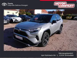 Silber Gebraucht 2025 Toyota RAV4 Hybrid Style SUV | 63.750 €